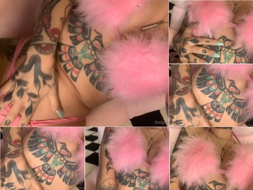 Taylor White TAYLOR WHITE 19-10-30 8283050 played w my pink pussy cat till it was a creamy mess today 1232×620 Video image