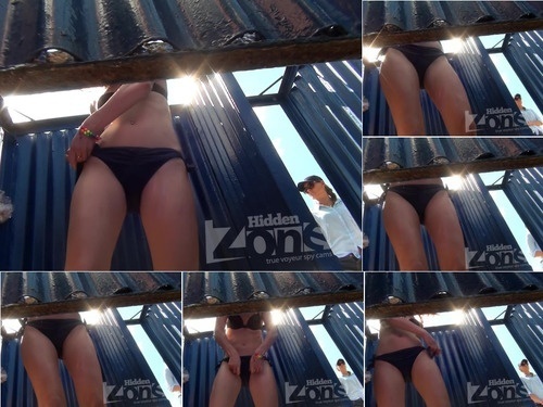 Nudism Hidden-Zone A girl with a shaved 2795 image