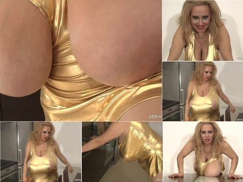 huge breast AbbiSecraa 202 Going To A Party  13 01 2021 image