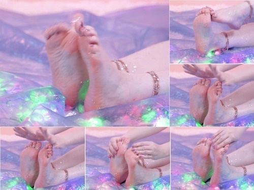 Arya Grander Barefoot Close Up Feet – 2160p image