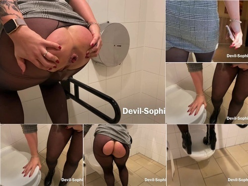 Public Nudity SteffiBlond Fastfood piglets – really messed up the fast food toilet shit image