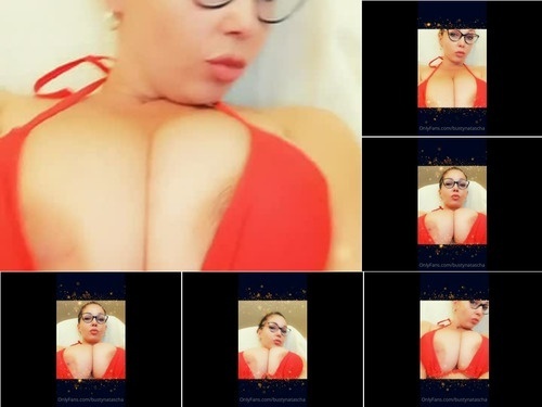 huge tits Natascha 2020-06-23-458632408 image