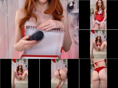 redhead Amouranth – Holiday Nipple Play image