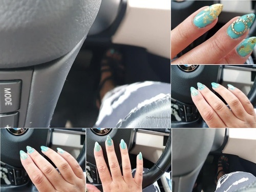 Canning 2019-06-28-New turquoise nails with golden accents  I needed to record -5d160f3 image