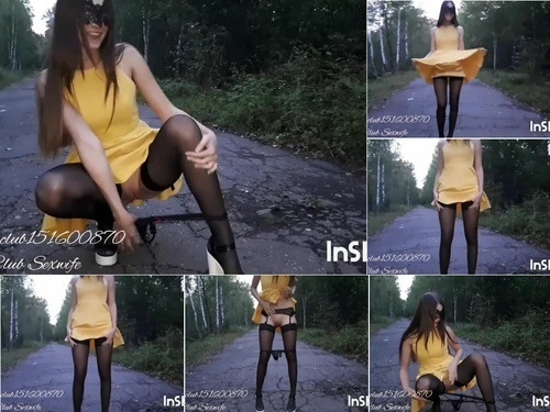 Lingrie 017 Walk in the Park  take off my Panties and Show Pussy on the Street Hotwife Anastasia 720p image