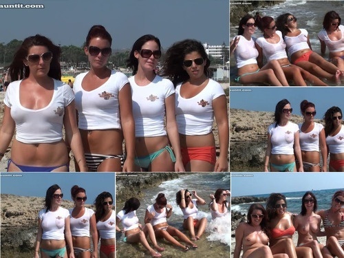 beach Ugotitflauntit sammi and friends 3 1280 image