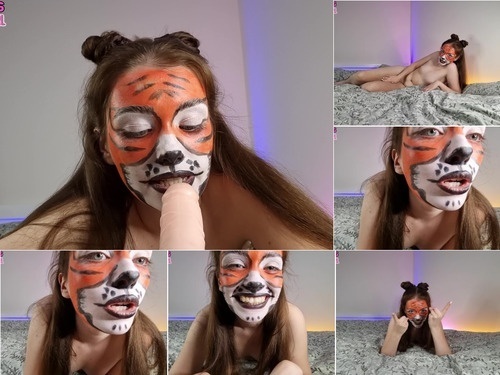 Geek Little Tiger Makes You Her Plaything image