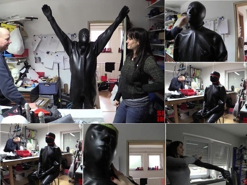Rubber Doll SeriousImages A visit to studio gum Part9 R465 image