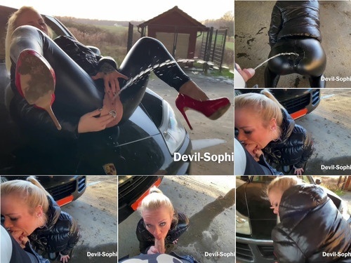 Human Toilet Devil Sophie Outdoor Latex Piss Fuck Party Extreme image