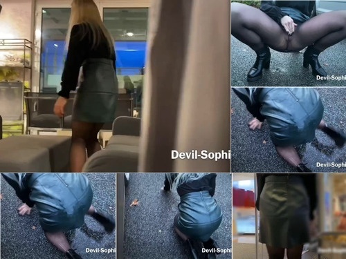 Devil Sophie Devil Sophie First piss and then pissed off – to the store – even the seller was very excited image
