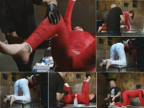 Vacuum Bed SeriousImages SandySkarsgard-DungeonCorp-FiberglassCasting-Part2of2-S682 image