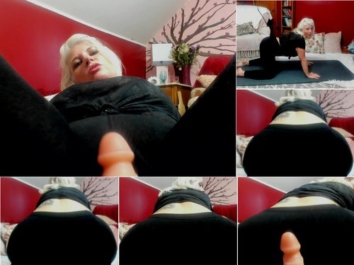 Cam Show Stretch And Rub With Mom Afterschool image