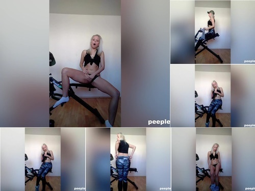 PeepLeak.com Sports babe masturbate her juicy pussy image