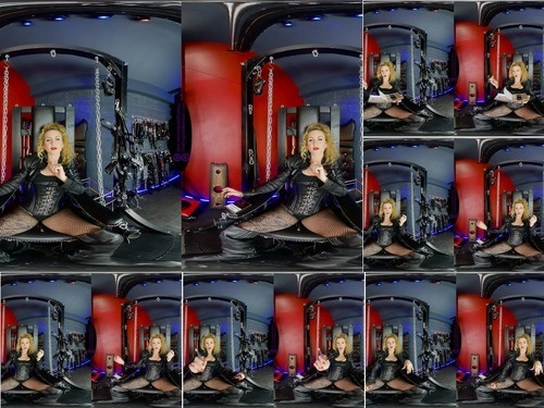 The English Mansion VR Miss Suzanna Maxwell – Take My Blue Smoke image