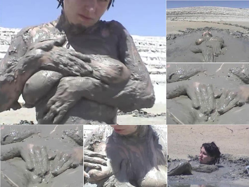 Clay Rubbin In The Mud 3 Clips – Sasha Is – Up Close image