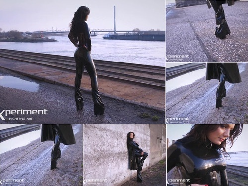 Fashion LateXperiment com 2011-02-20 – Valerie Tramell image