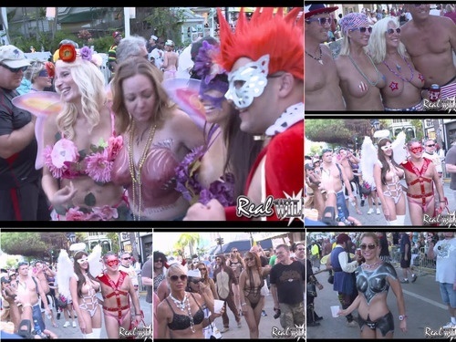 Festival RealWildGirls Naked Parade Flashing image