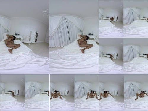 Samsung Gear VR RealJamVR Luna on the Bed 1440p 1610 LR 180 image