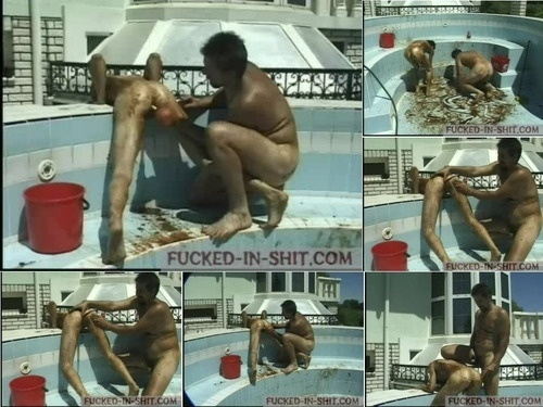 Married Woman Fucked-in-shit com swimming pool 02 image